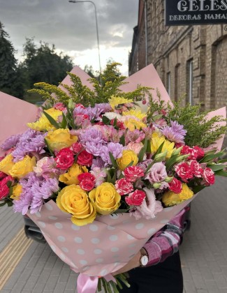 Gėlių puokštė ,,Amelija"