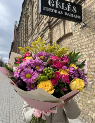 Gėlių puokštė ,,Žiedė"