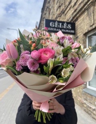 Gėlių puokštė ,,LeeRoy"